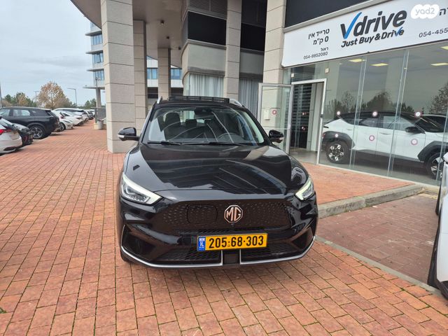 מודעת רכב אם ג'י ZS