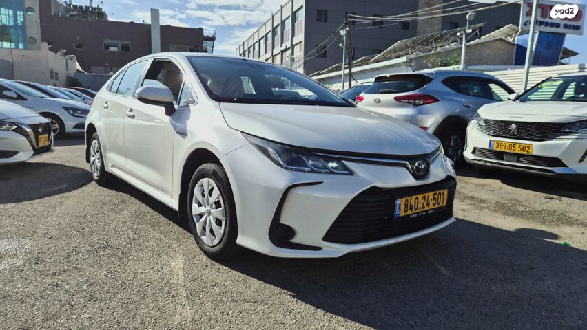 מודעת רכב טויוטה קורולה