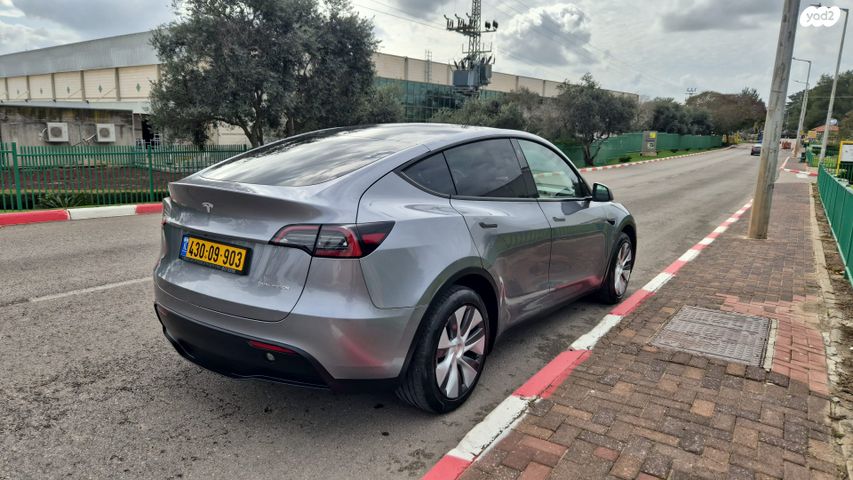 מודעת רכב טסלה מודל Y