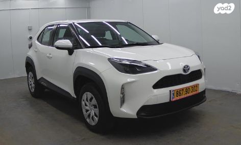 מודעת רכב טויוטה יאריס קרוס