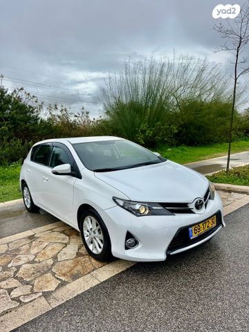 מודעת רכב טויוטה אוריס