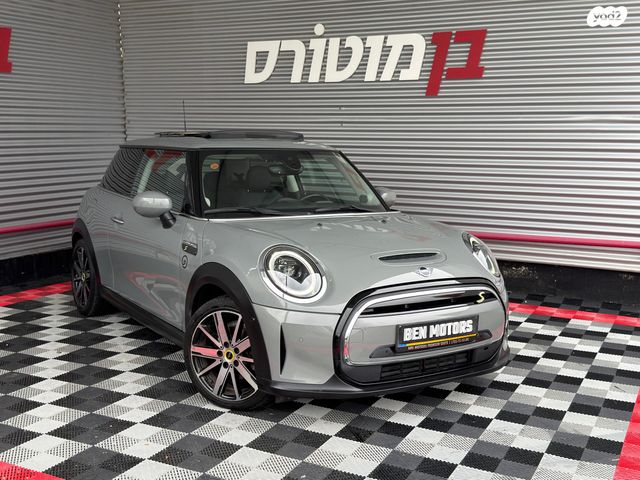 מודעת רכב מיני קופר SE (חשמלית)