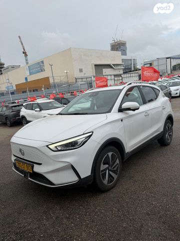 מודעת רכב אם ג'י ZS