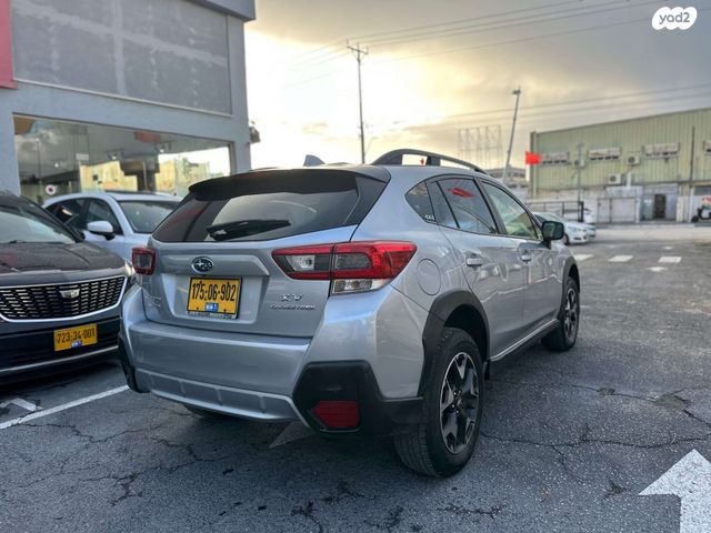 מודעת רכב סובארו XV 2