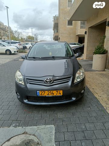 מודעת רכב טויוטה אוריס