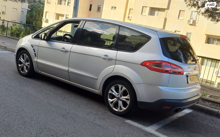 מודעת רכב פורד S-מקס