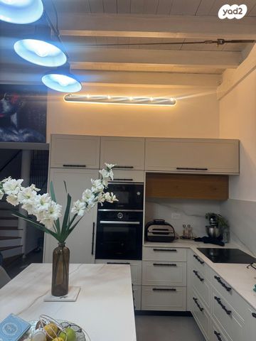 שדרות רוטשילד 23