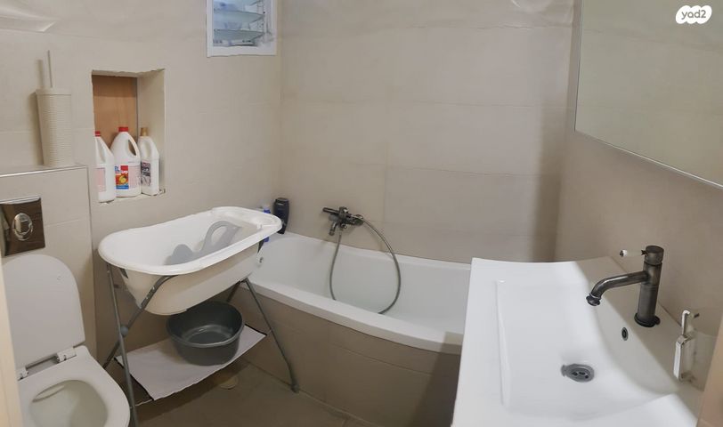 ד"ר אמיל זומרשטיין 13