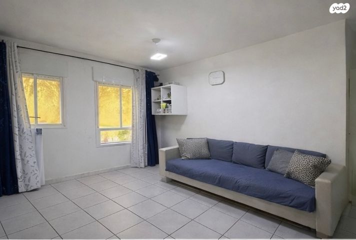 דרך יד לבנים 32