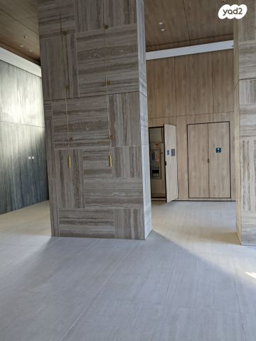 הרב הרצוג 12