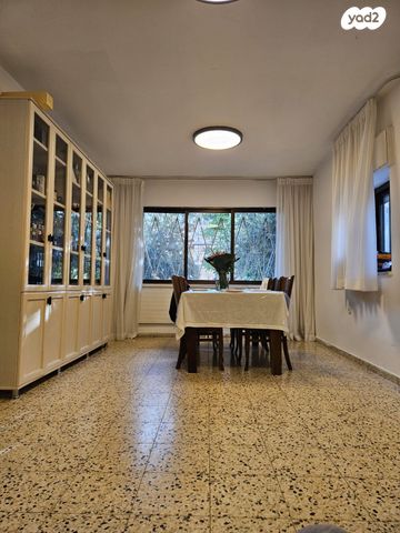 הרב יצחק אורנשטיין 11