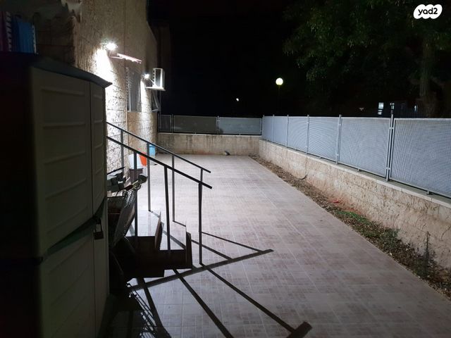 רחבת מבצע ארז 16