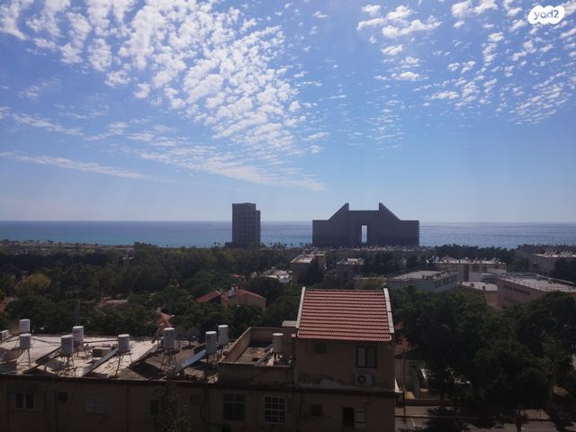 אסתר המלכה 30