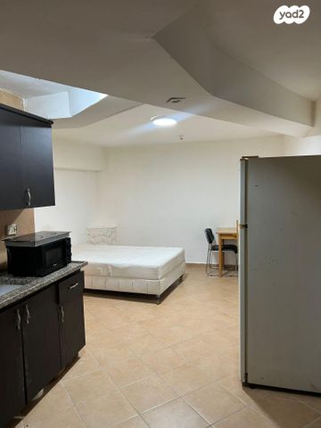 מורדי הגטאות 111