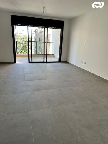 הרב קטרוני 12