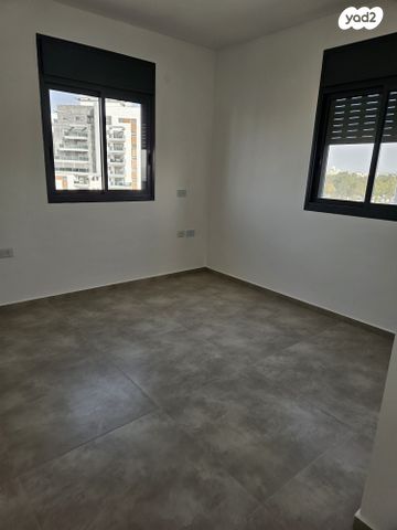 הרב מרדכי אליהו 23