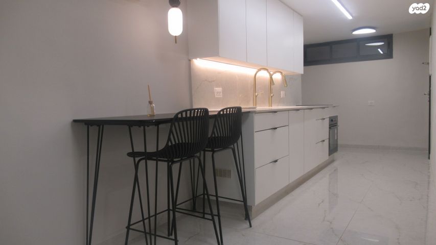 שדרות רמות 8