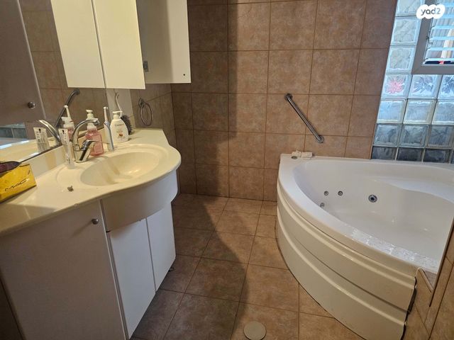 שדרות אליהו גולומב 26