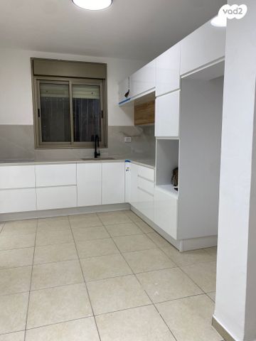 דליה רביקוביץ 14