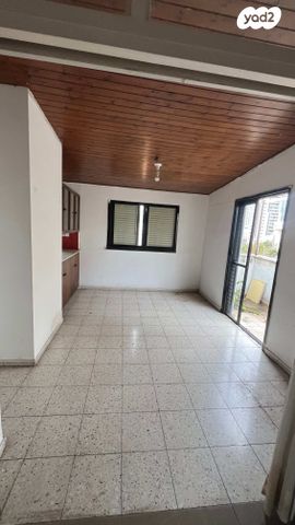 ארלוזורוב 55