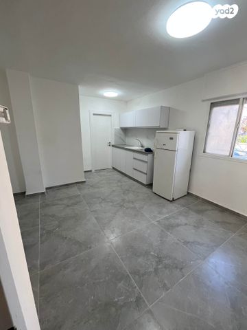 משה חיים שפירא 48