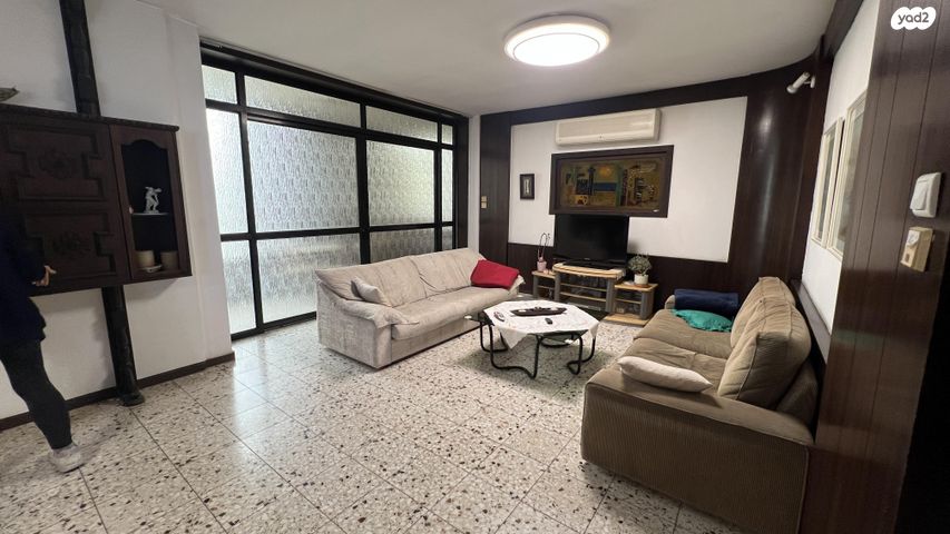 בן גוריון 15