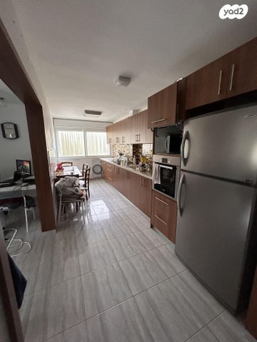 שמואל בן צור 1