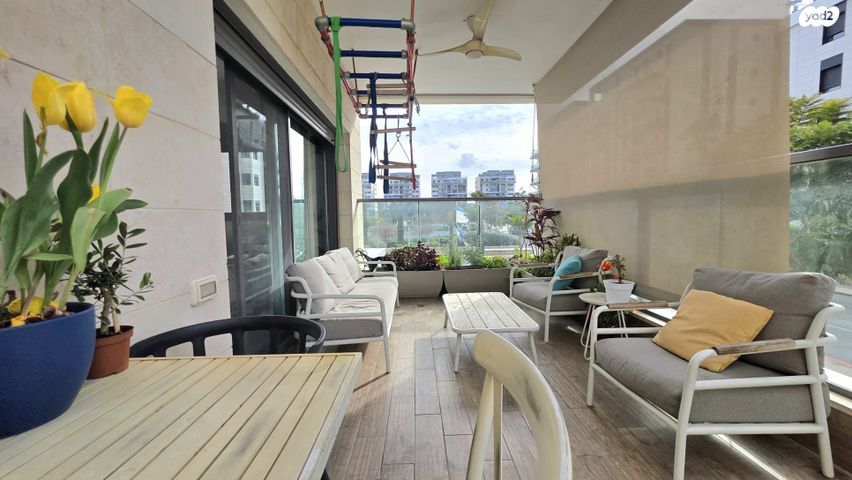 דירה, נווה זמר, רעננה