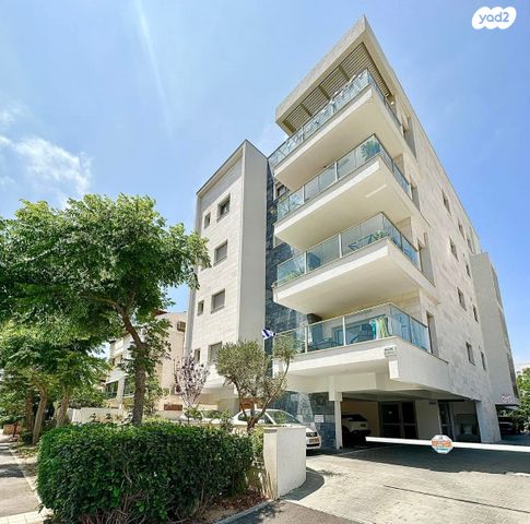 ד"ר גרשון ציפר 