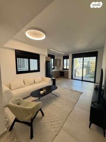 הצפון החדש - כיכר המדינה