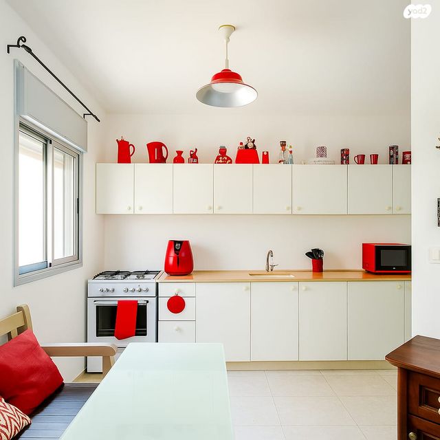 ד"ר יהודה פרח 