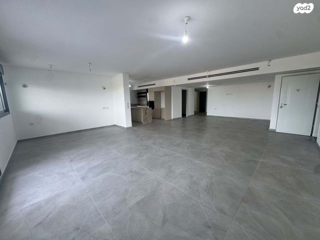 גג/ פנטהאוז, אור ים, אור עקיבא