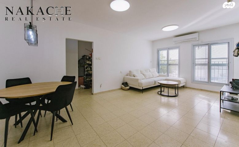 עליית הנוער 17