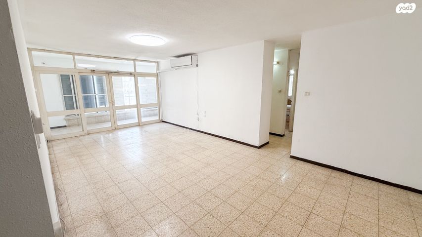 שדרות העצמאות 67