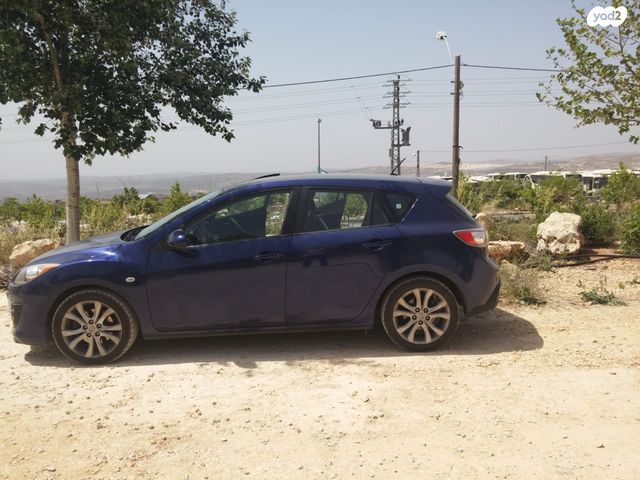 מודעת רכב מאזדה 3