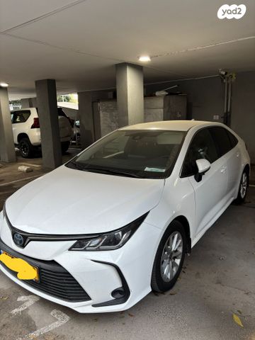 מודעת רכב טויוטה קורולה