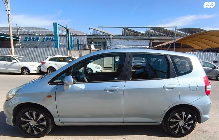 מודעת רכב הונדה ג'אז