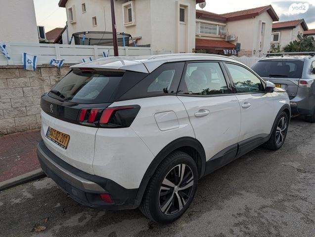 מודעת רכב פיג'ו 3008