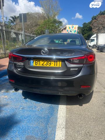 מודעת רכב מאזדה 6