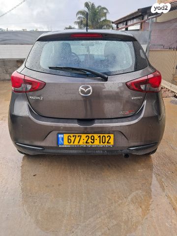 מודעת רכב מאזדה 2