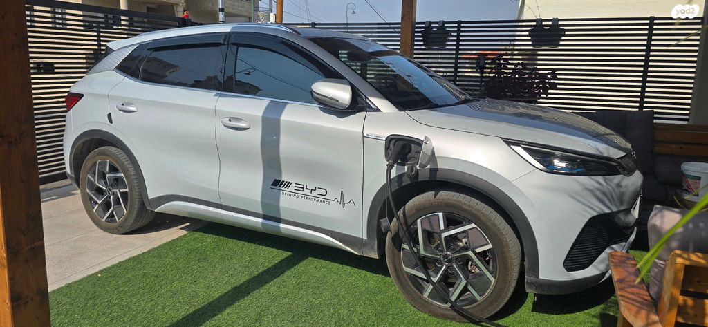 מודעת רכב בי.ווי.די אטו 3