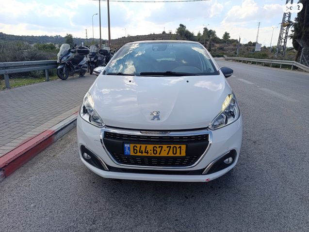 מודעת רכב פיג'ו 208