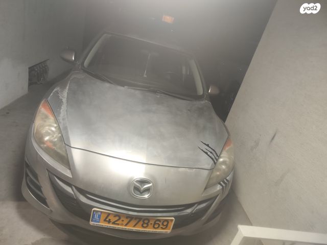 מודעת רכב מאזדה 3