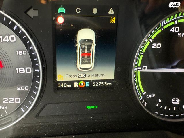 מודעת רכב אם ג'י ZS