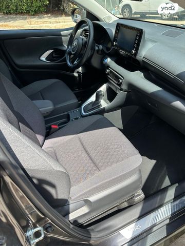 מודעת רכב טויוטה יאריס