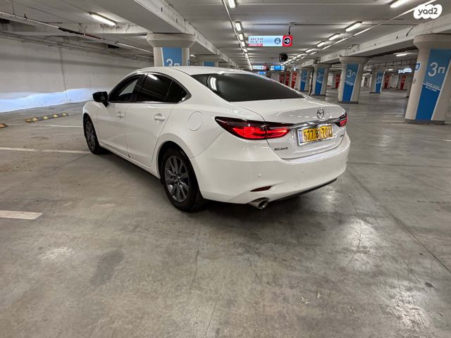 מודעת רכב מאזדה 6