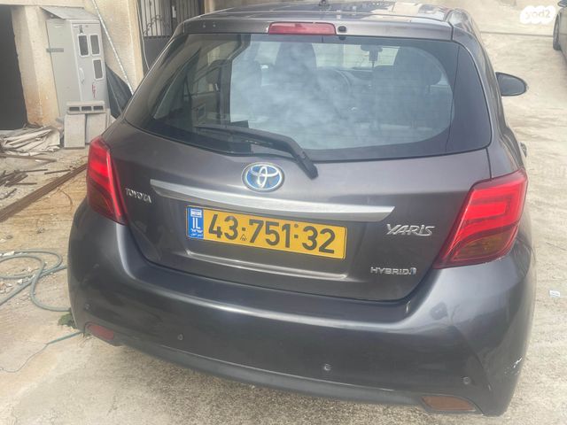 מודעת רכב טויוטה יאריס