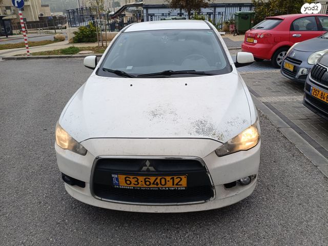 מודעת רכב מיצובישי לנסר