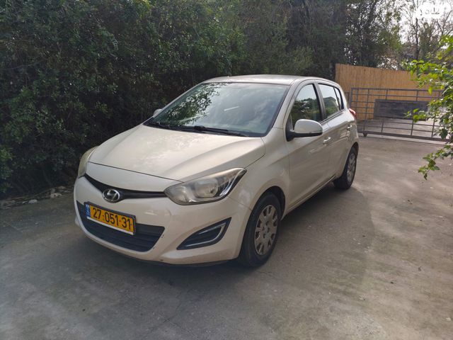 מודעת רכב יונדאי i20