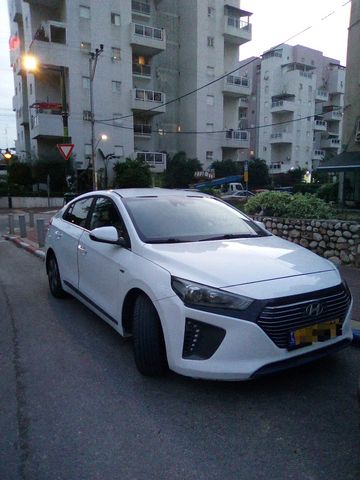 מודעת רכב יונדאי איוניק